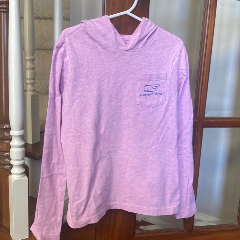 Girls Vineyard Vine Shirt w Hood